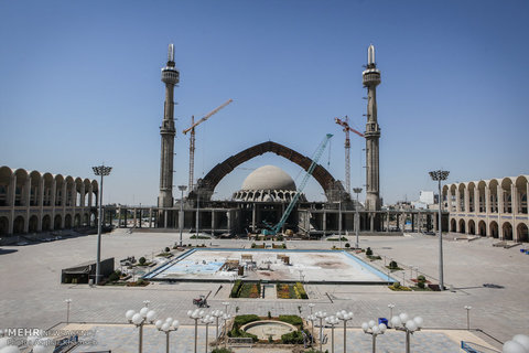 گزارش تصویری از ساخت ایوان بزرگ مصلی