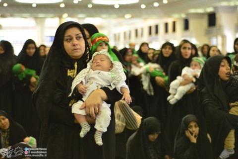 حضور بیش از ۱۳۰ هزار عاشق اهل بیت(ع) در اجتماع باشکوه مادران و شیرخوارگان عاشورایی
بیعت مادران و شیرخوارگان عاشورایی