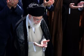 نماز عید سعید فطر در مصلی تهران برگزار شد.