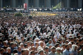 نماز عید سعید فطر در مصلی تهران برگزار شد.