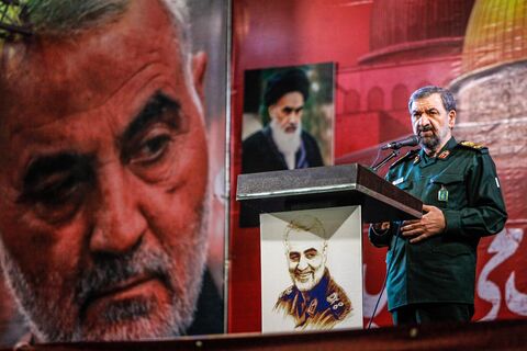 قاسم سلیمانی، قهرمان جبهه مقاومت و مبارزه با تروریسم است+ صوت محسن رضایی در مراسم وداع با سردار دلها