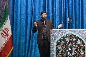 فیلم و صوت کامل شعرخوانی و مرثیه‌سرائی آقای سیدرضا نریمانی در نماز جمعه تهران